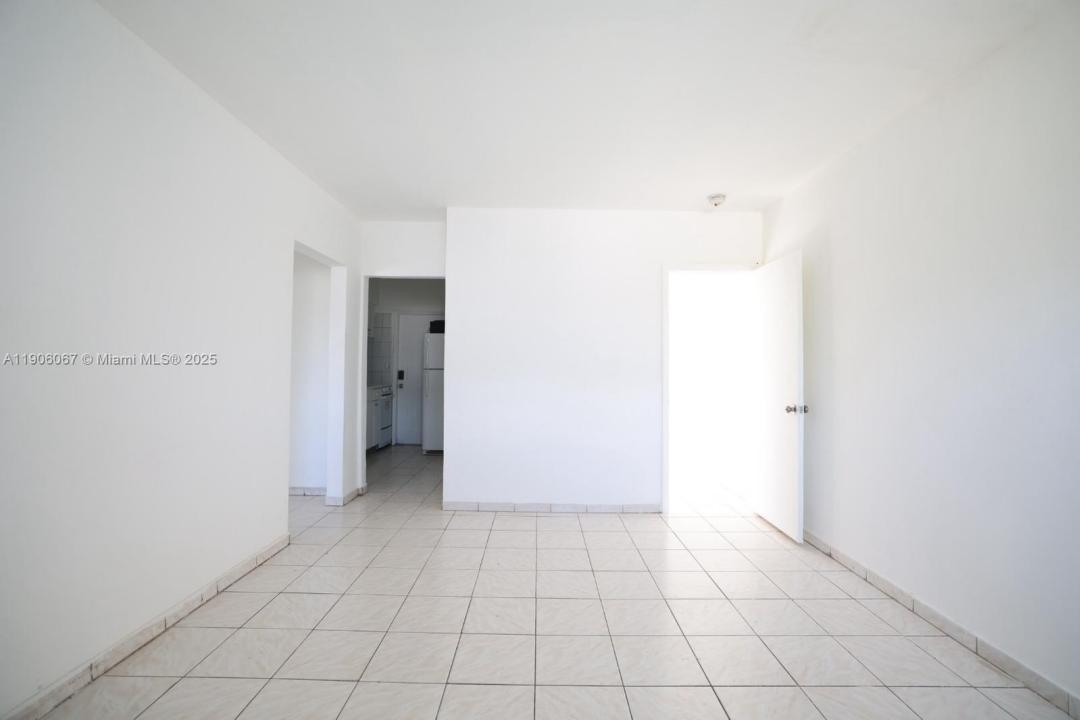 770 83rd St 3, Miami Beach, Florida 33141