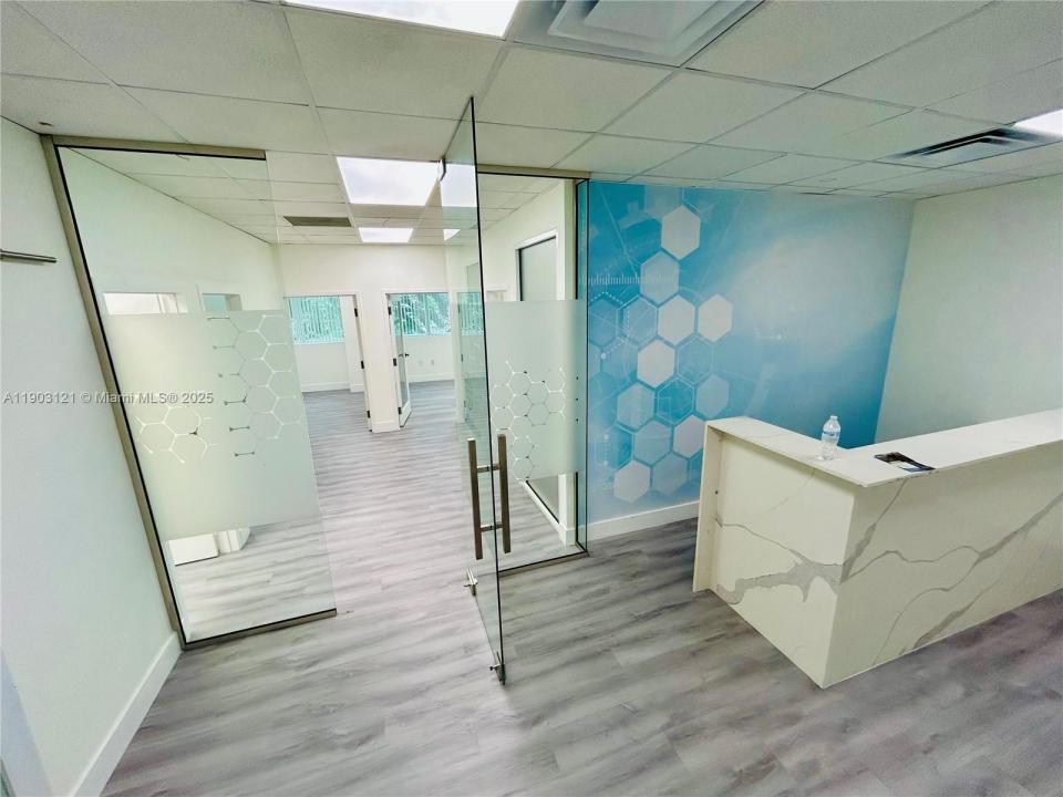 10305 NW 41st St 216, Doral, Florida 33178, Stati Uniti