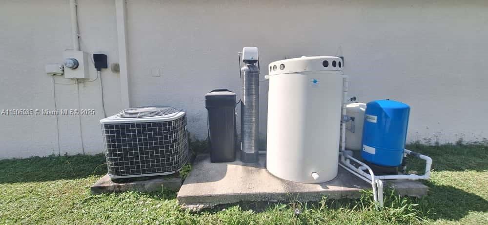 743 Grant blvd, Other City - In The State Of Florida, Florida 33974