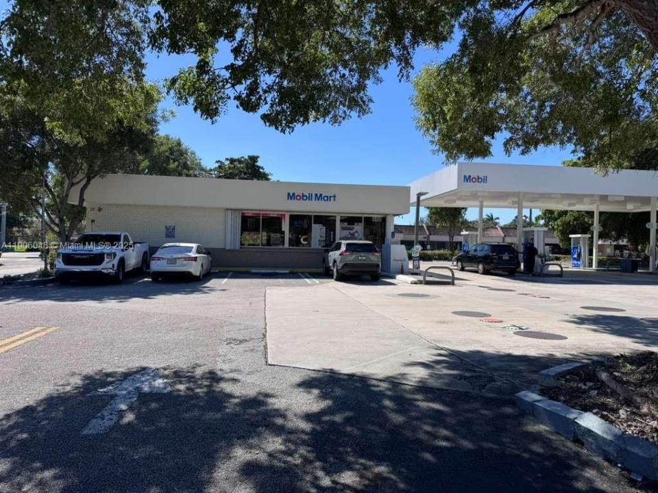 8400 W Oakland Park Blvd, Sunrise, Florida 33351, Estados Unidos