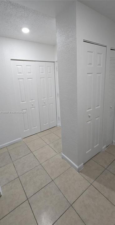 11140 SW 196th St 206, Cutler Bay, Flórida 33157, Estados Unidos