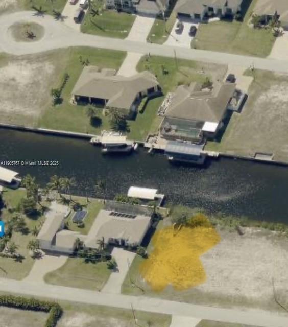 416 NW 38 pl, Cape Coral, Флорида 33993, Соединенные Штаты