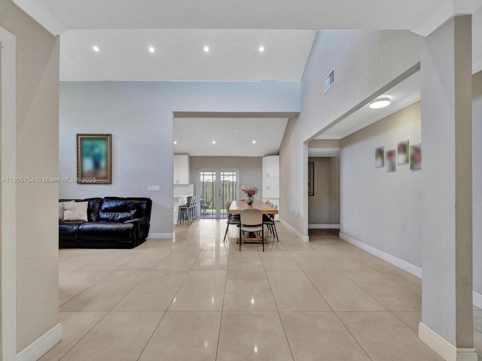 9700 NW 33rd St 9700, Sunrise, Florida 33351