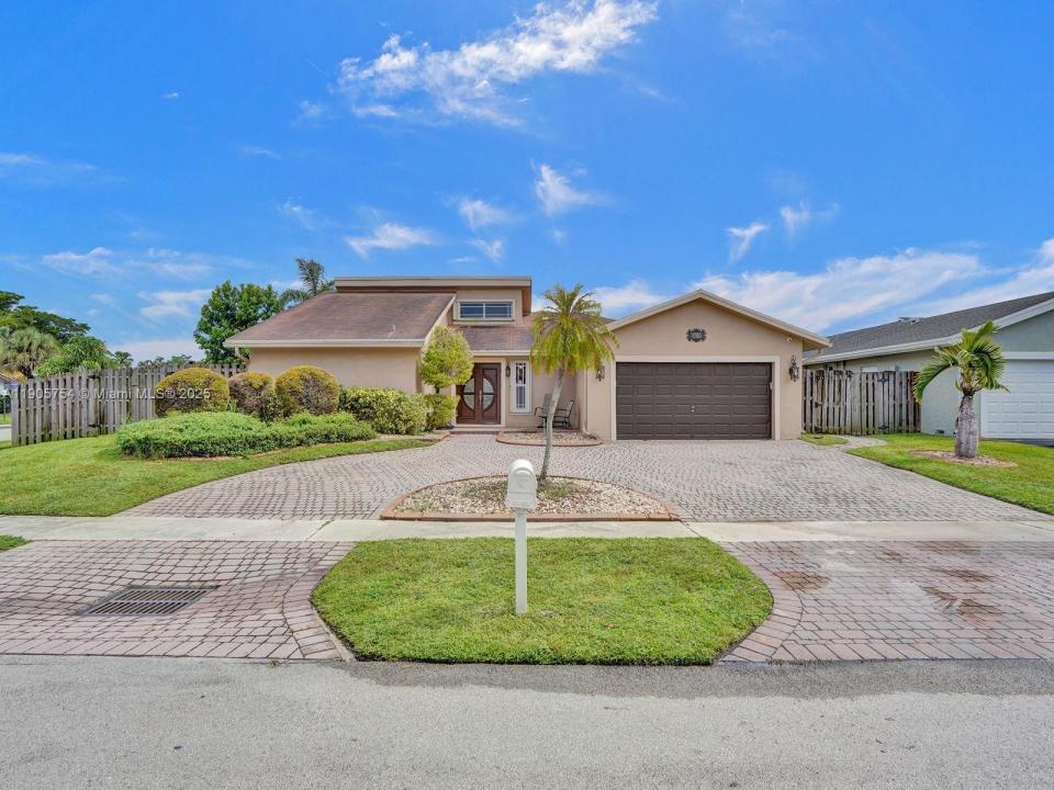 9700 NW 33rd St 9700, Sunrise, Florida 33351