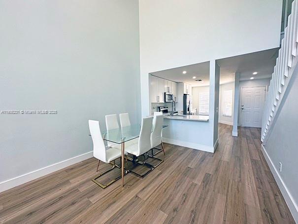 7510 S Pinewalk Dr S 104, Margate, Floryda 33063, USA