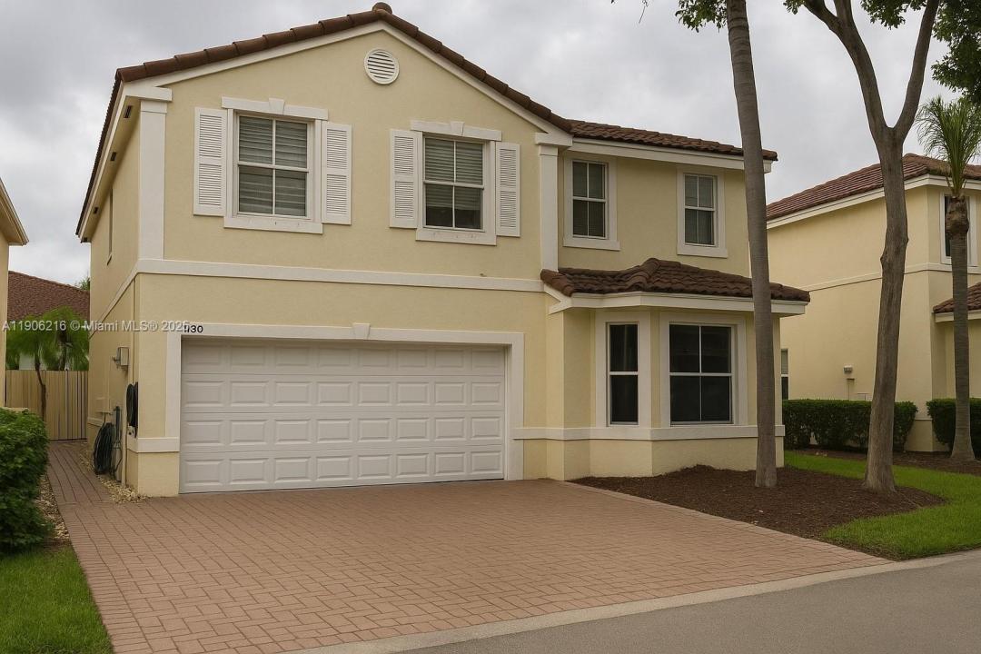 1130 Oysterwood St, Hollywood, Floride 33019, États-Unis
