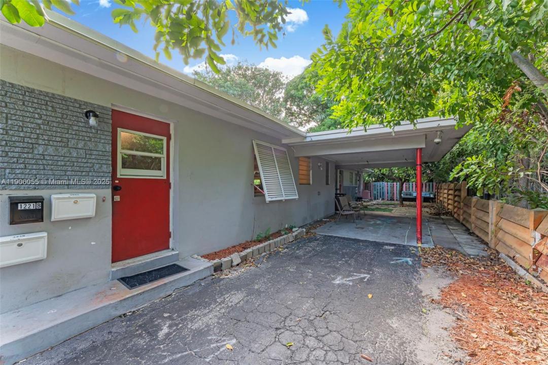 1219-1221 NE 18th Ave, Fort Lauderdale, フロリダ 33304, アメリカ合衆国