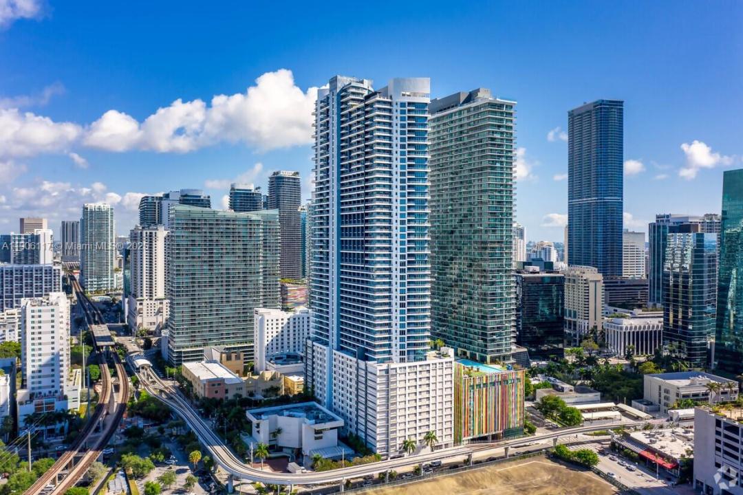 40 SW 13 ST 602, Miami, 佛罗里达州 33130, 美国