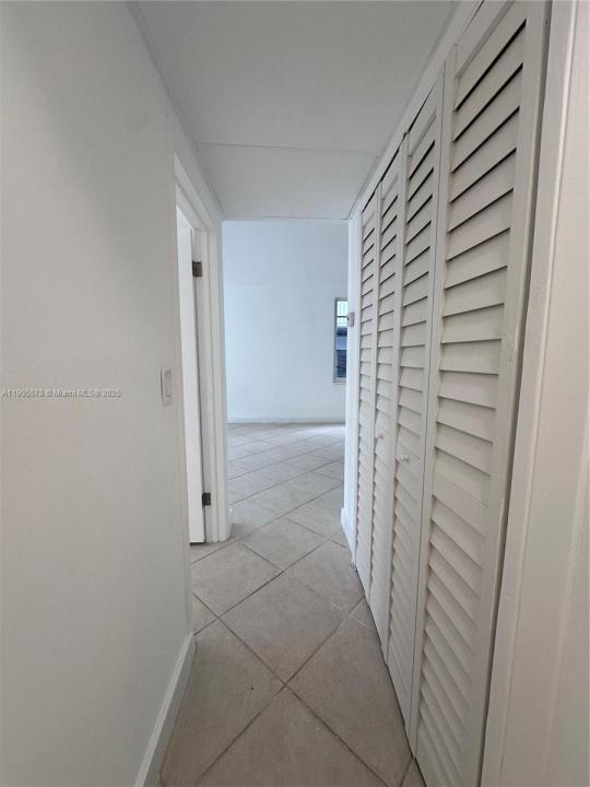 1150 Euclid Ave 104, Miami Beach, Флорида 33139, Соединенные Штаты