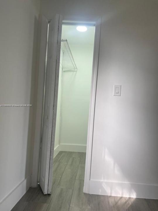 1934 NW 92nd St A, Miami, Florida 33147