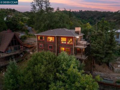 Hillside Dr, Martinez, California 94553