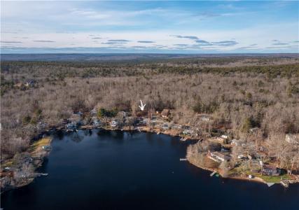 West Shore Road, Exeter, Rhode Island 02822, États-Unis