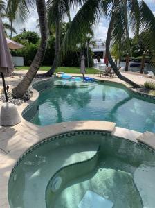 418 Alamanda Dr, Golden Isles, Hallandale Beach, Florida 33009