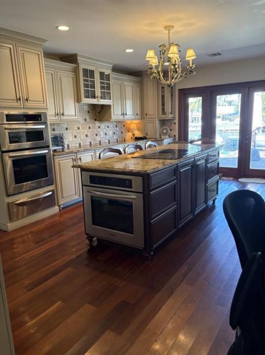 418 Alamanda Dr, Golden Isles, Hallandale Beach, Florida 33009, Estados Unidos