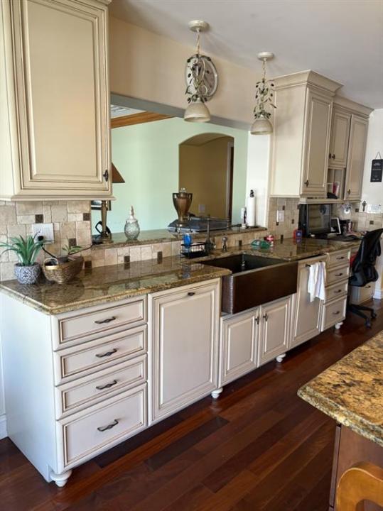 418 Alamanda Dr, Golden Isles, Hallandale Beach, Florida 33009, Estados Unidos