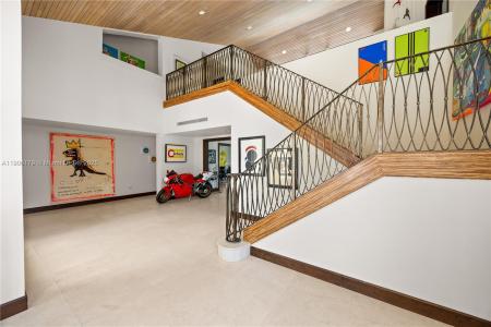 7141 E Lago Dr, Coral Gables, Florida 33143