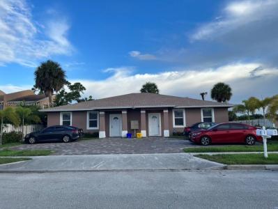 1533 W 26th Ct 1B, Riviera Beach, Florida 33404, USA