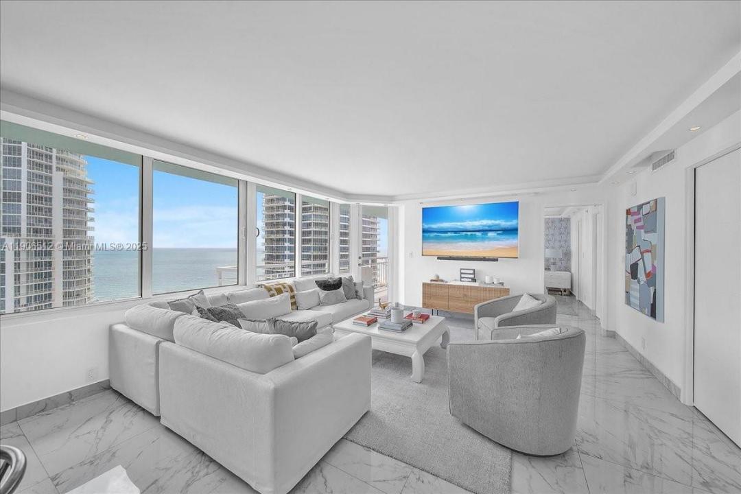 400 S Pointe Dr 2106, Miami Beach, Florida 33139