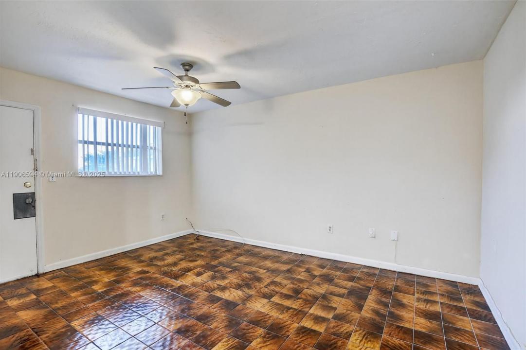 13655 NE 10th Ave 308, North Miami, Floride 33161, États-Unis