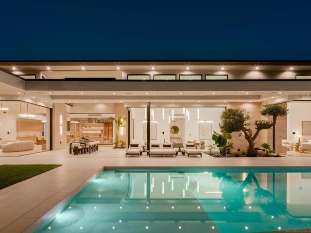 La Jolla Scenic Drive S, San Diego, California 92037