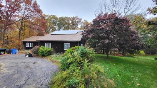 75 Rowe Drive, Cranston, 罗得岛 02921, 美国