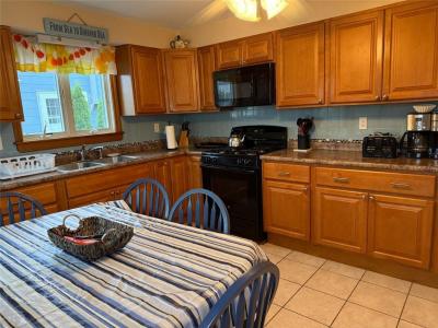 33 BREACH Drive front, Westerly, Rhode Island 02891, Estados Unidos