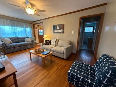 33 BREACH Drive front, Westerly, Rhode Island 02891, Estados Unidos