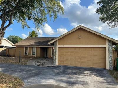 8340 NW 51st St, Lauderhill, Florida 33351, HOA KỲ