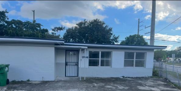 1996 Rutland St, Opa-Locka, فلوريدا 33054, الولايات المتحدة