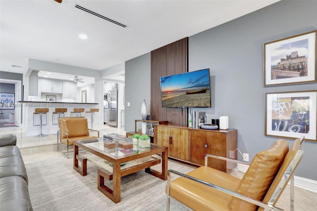 1128 W Cypress Dr V-15, Pompano Beach, フロリダ 33069, アメリカ合衆国