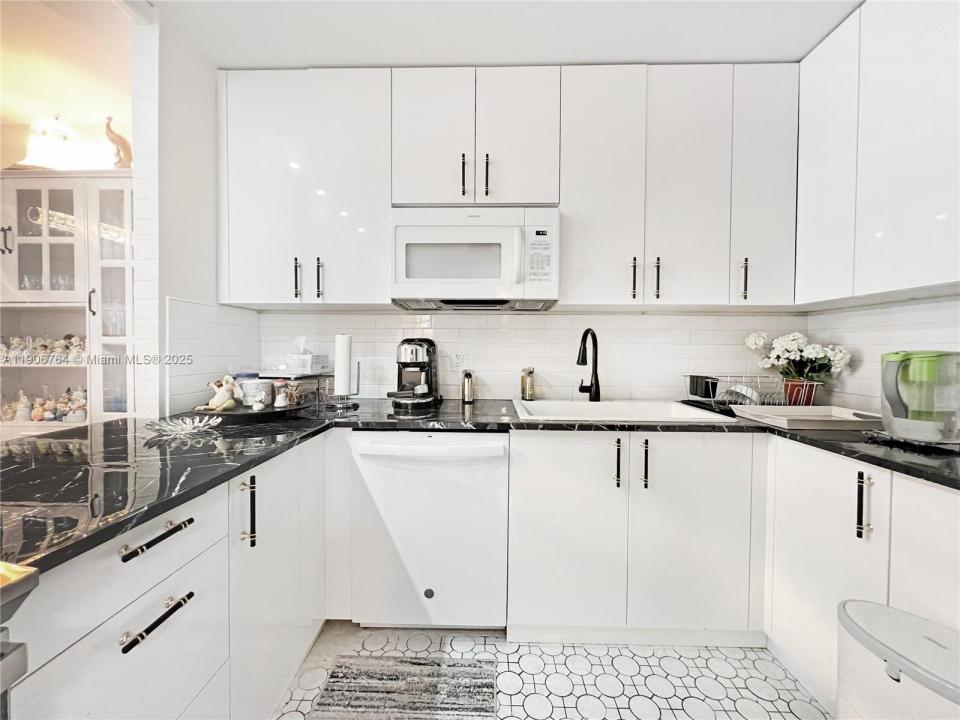 2801 NE 183rd St 1108W, Aventura, Florida 33160, HOA KỲ