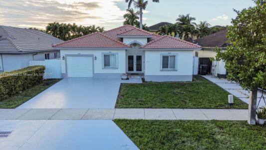 5302 SW 164th Pl, Miami, Florida 33185, USA