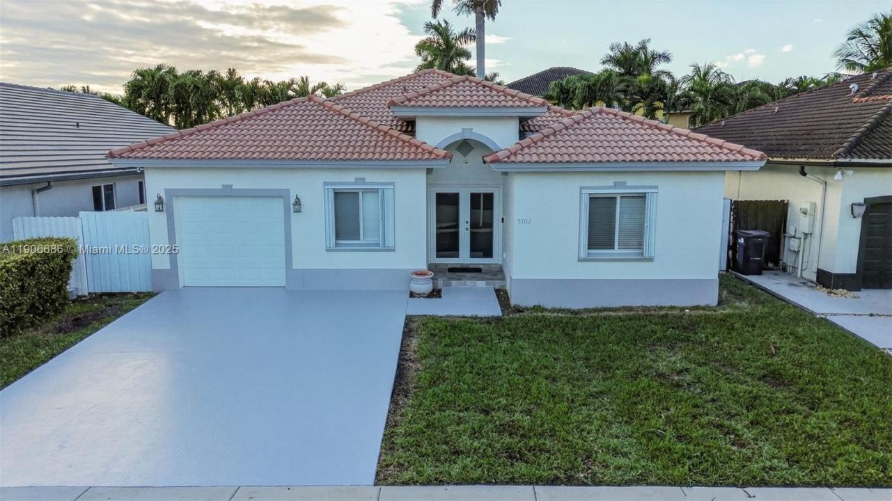 5302 SW 164th Pl, Miami, Florida 33185