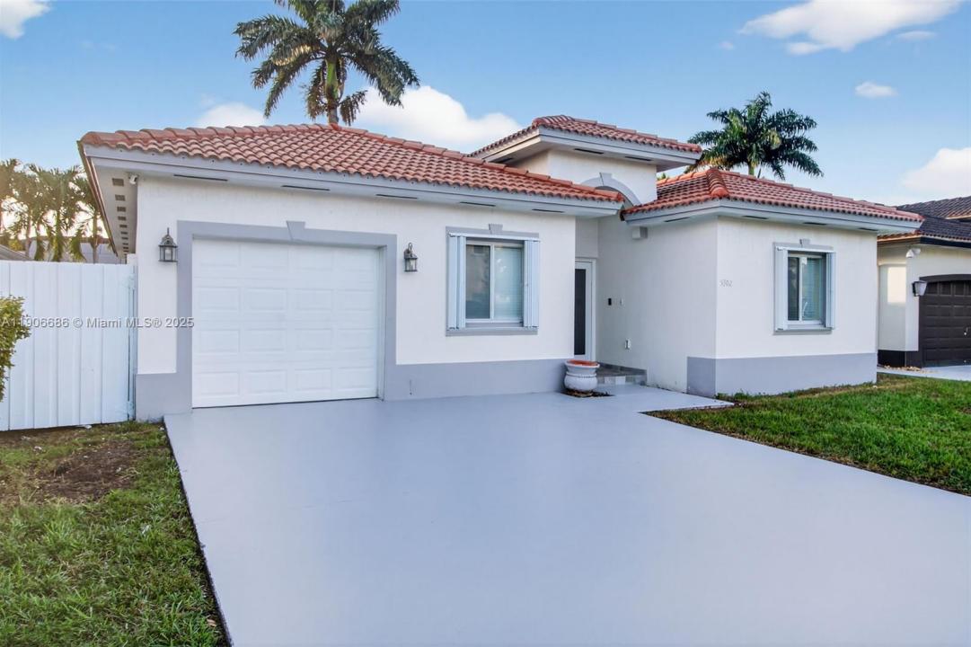 5302 SW 164th Pl, Miami, Florida 33185