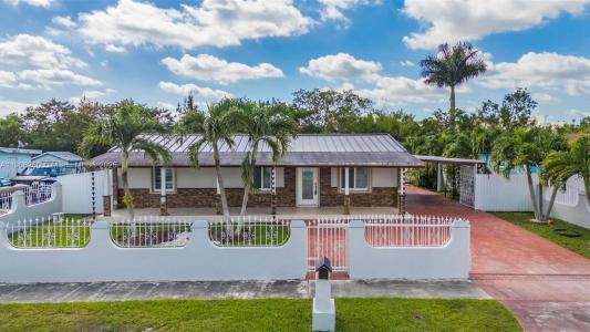 15430 SW 308 st, Homestead, Florida 33033, USA