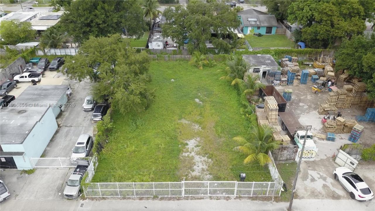 3039 NW 54th St, Miami, Floride 33142, États-Unis