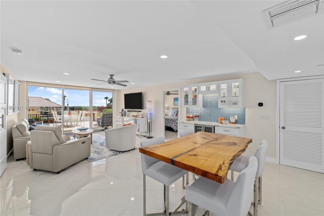 300 Ocean Trail Way 108, Jupiter, Флорида 33477, Соединенные Штаты