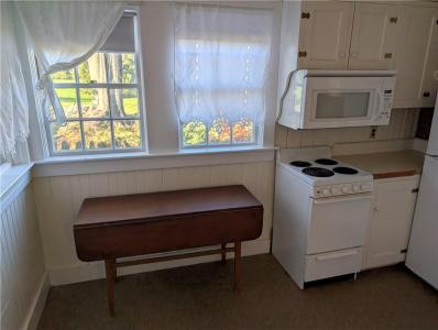 25 WATERWWAY Drive B, North Kingstown, Rhode Island 02874, Estados Unidos