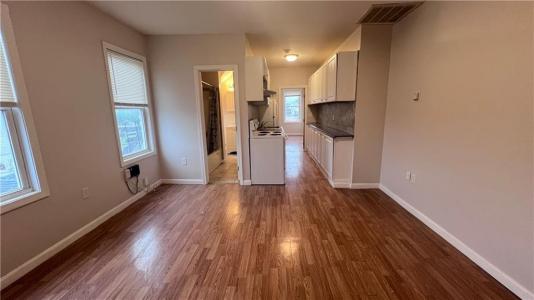 10 St Mary Street 301, West Warwick, Rhode Island 02893, Estados Unidos