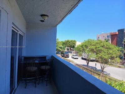 6070 W 19th Ave 110, Hialeah, Florida 33012, USA