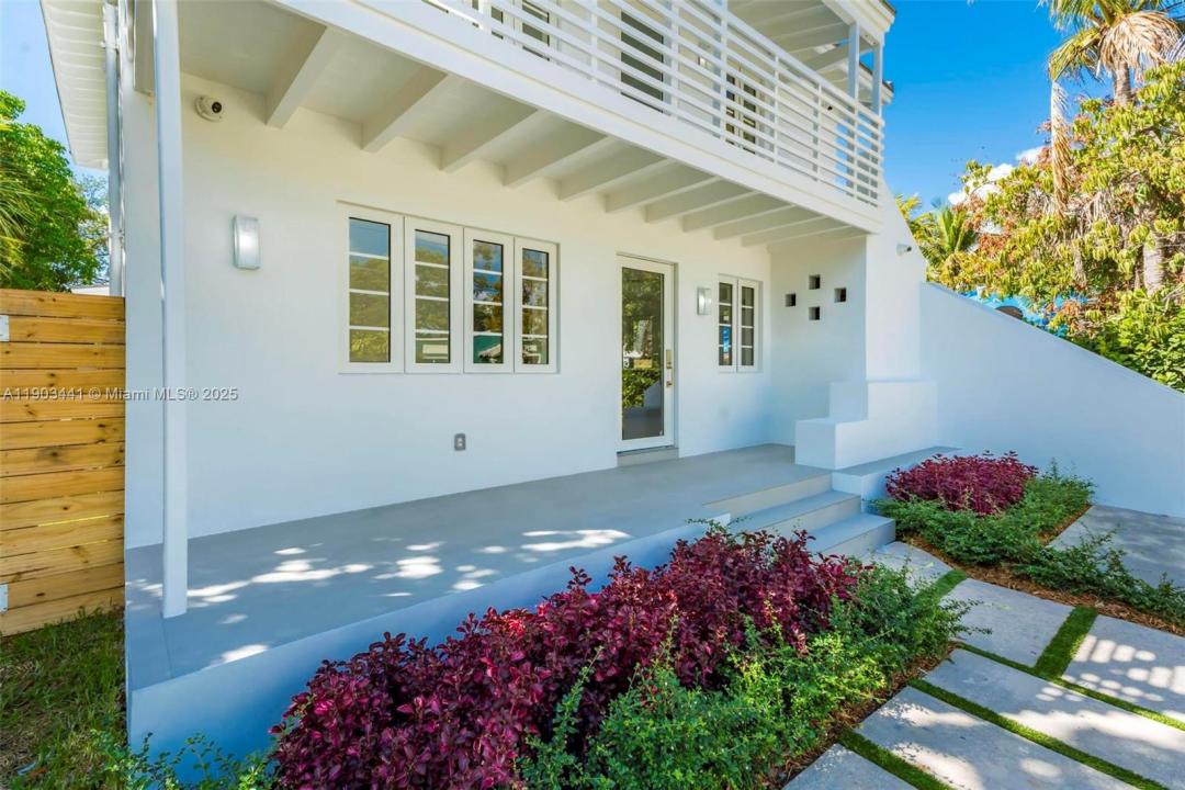 524 NE 65th St 1, Miami, Florida 33138, Stati Uniti