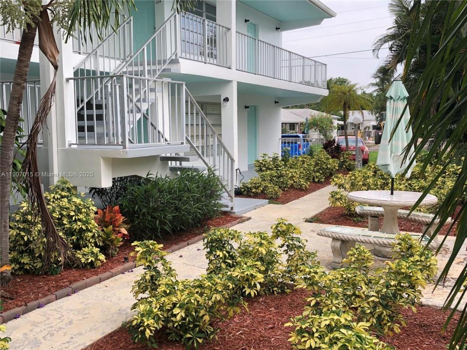 710 N K St 104, Lake Worth, Florida 33460