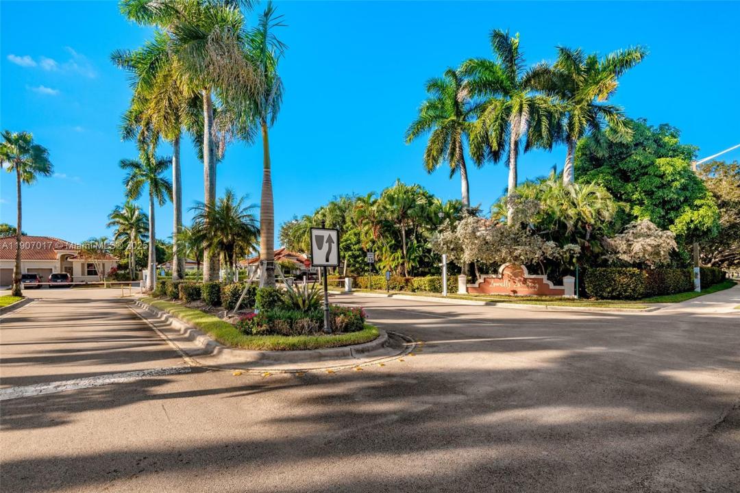 13155 NW 9th Ct, Pembroke Pines, Flórida 33028, Estados Unidos