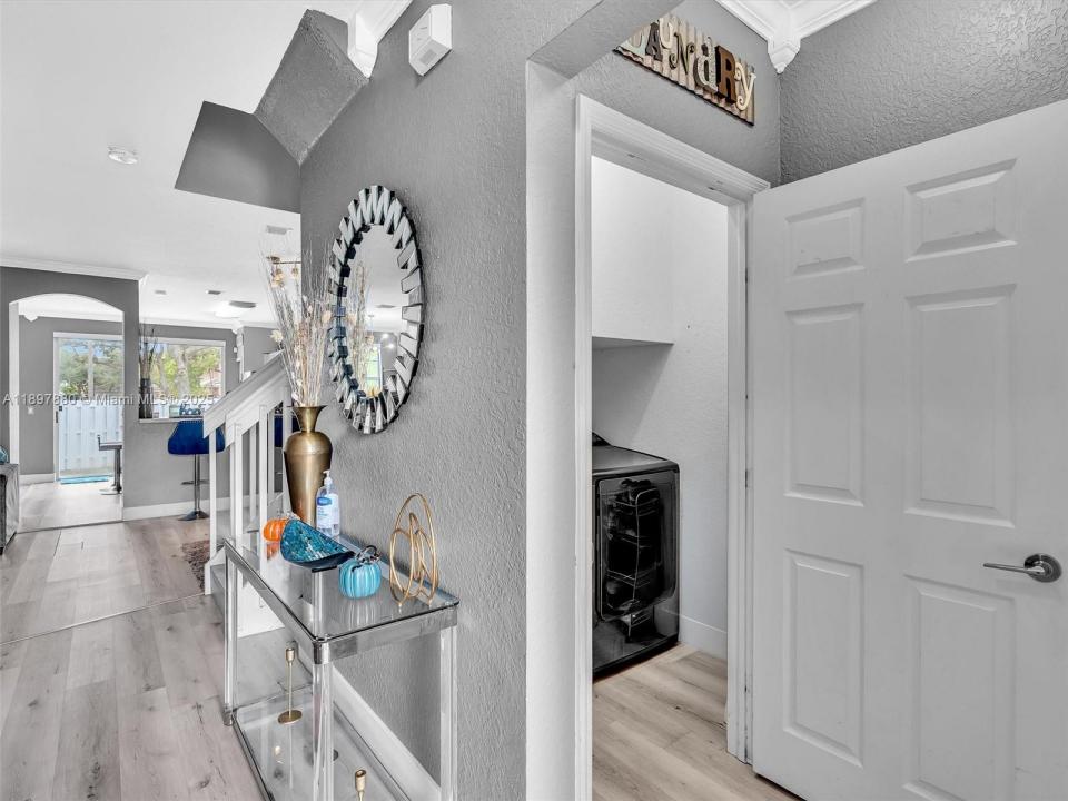 9125 NW 40th St, Sunrise, Флорида 33351, Соединенные Штаты