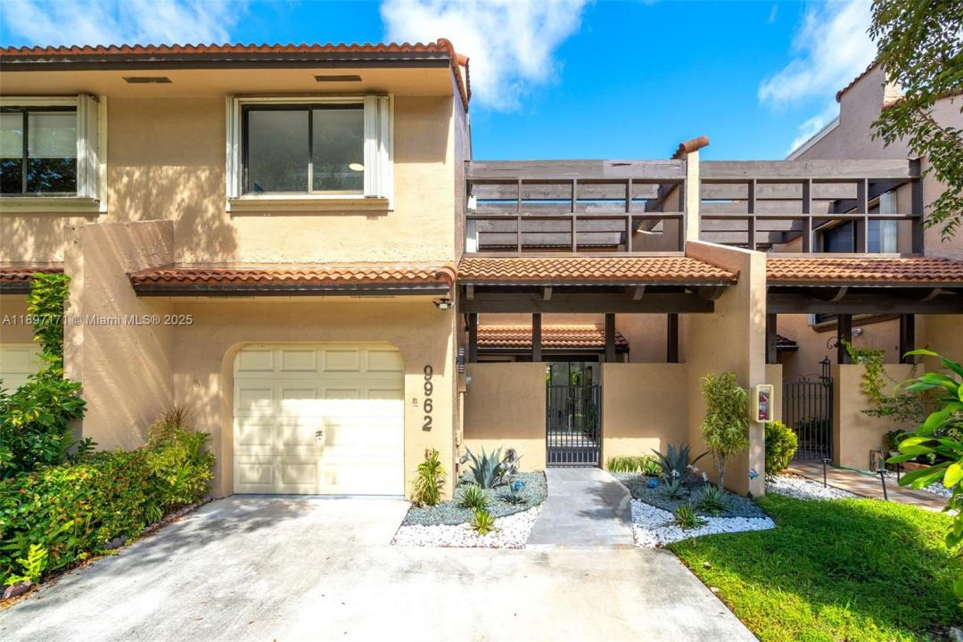 9962 Costa Del Sol Blvd D-88, Doral, Florida 33178