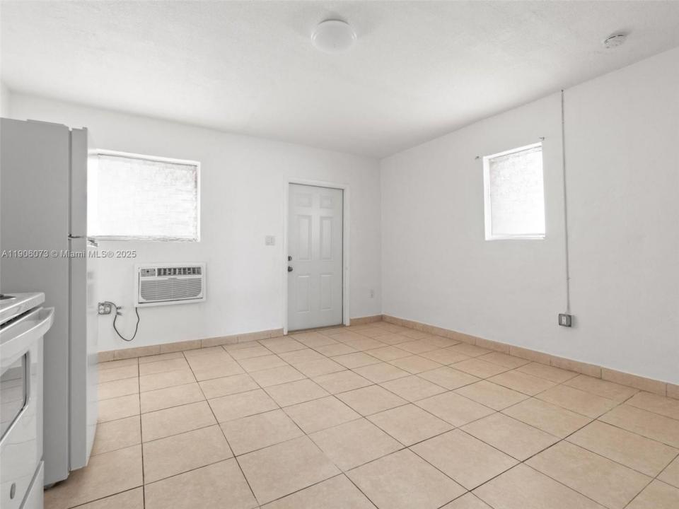 651 SW 4th Ave, Homestead, Flórida 33030, Estados Unidos