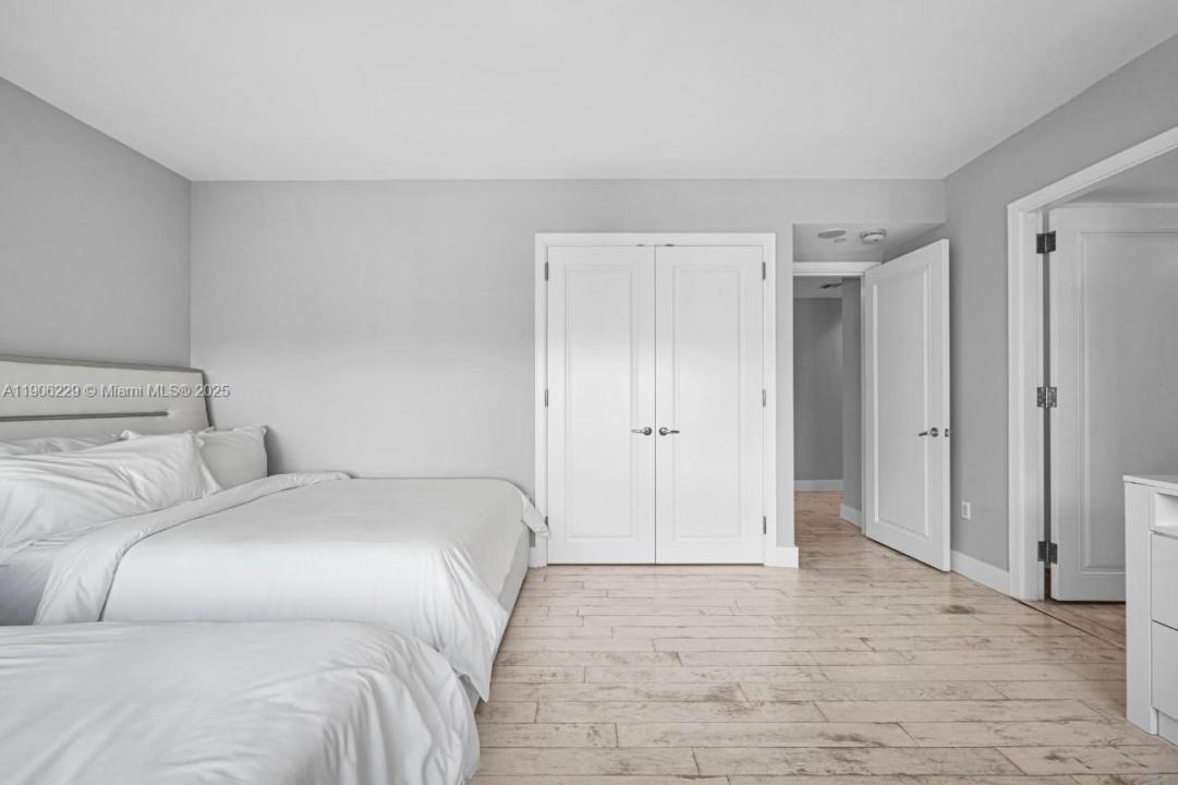 1435 Brickell Ave 3401, Miami, Florida 33131