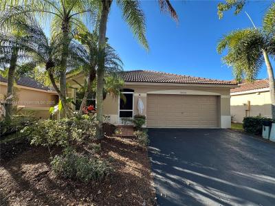 2066 Borealis Way, Weston, Florida 33327, USA