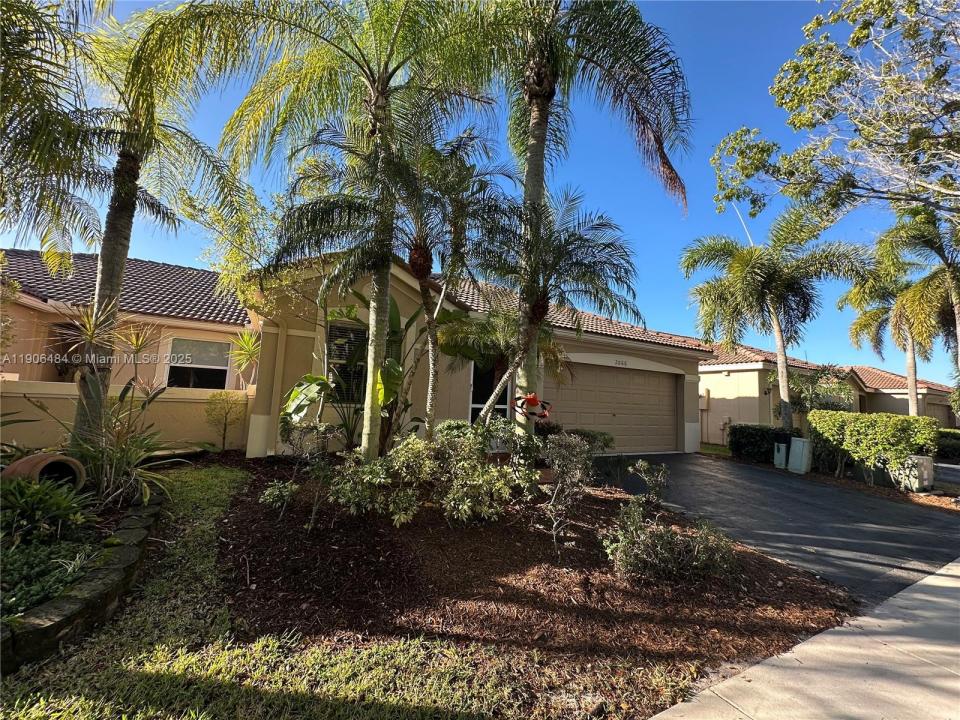 2066 Borealis Way, Weston, Florida 33327