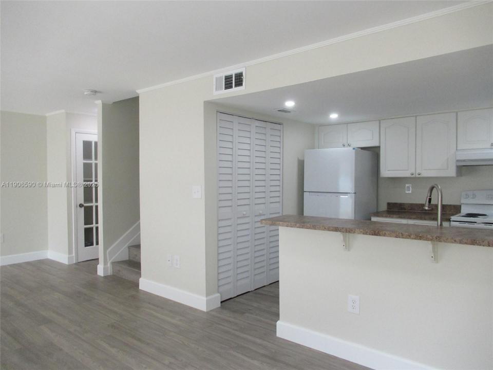 6825 SW 45th Ln 12, Miami, フロリダ 33155, アメリカ合衆国